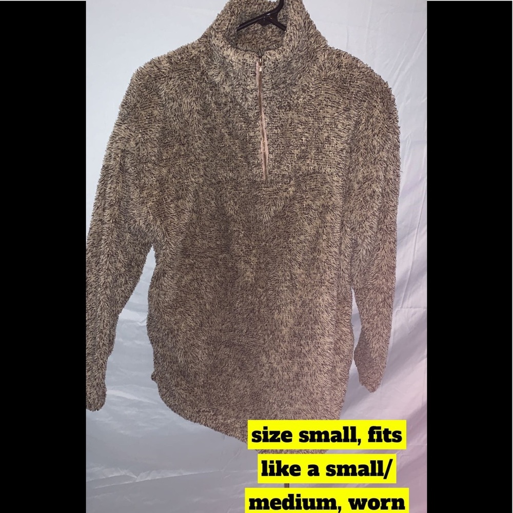 Fuzzy Pullover